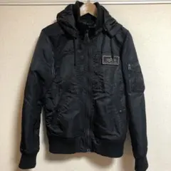 ALPHA INDUSTRIES フード付きブラックジャケット