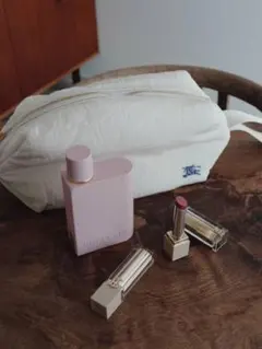 Burberry ナイロン ポーチ ハンドバッグのサムネイル