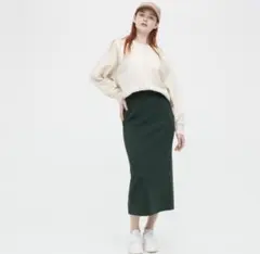 UNIQLO ストレッチダブルフェイスナロースカート（丈短め）グリーンのサムネイル