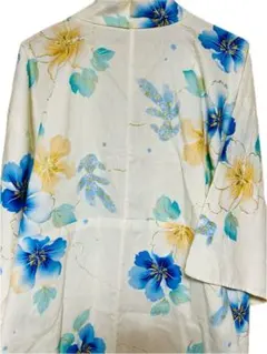 浴衣レディース花柄白青黄帯飾り付き フリーサイズ 夏祭り 花火 涼しげ