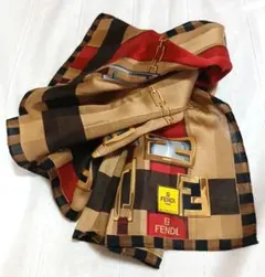 [新品] FENDI ペカン柄 ストライプ柄 ベルト柄大判ハンカチミニスカーフのサムネイル