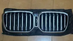 BMW 純正 X3 G01 LCIフロントグリルのサムネイル