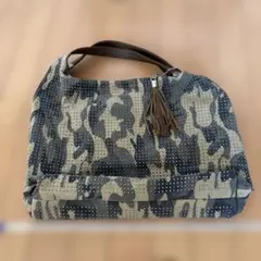 Item thumbnail for item 3990c20d-2c38-4f9e-b39c-f72c6e565f39