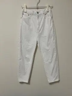 北欧暮らしの道具店　 「カジュアルすぎない大人顔」新定番のテーパードデニム 」