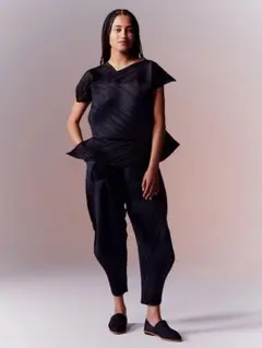 PLEATS PLEASE ブラック ノースリーブ チュニック 30 - メルカリ