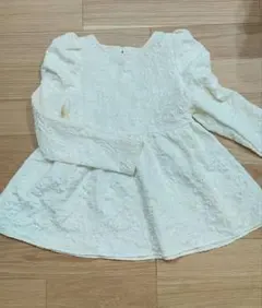 しまむら　ペプラムトップス