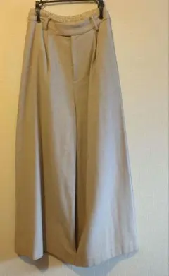 ラグナムーン　ベージュ ヘリンボーン ワイドパンツ