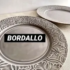 ★新品未使用 ★ボルダロ・ピニェイロ シャビーシックなグレーのディナー皿２枚 ☆新品未使用 ☆ボルダロ・ピニェイロ シャビーシックなグレーの