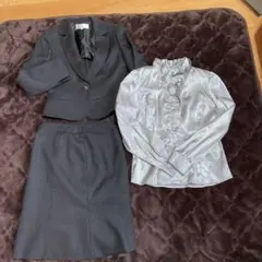 ラメ入りブラックスーツサイズ9号