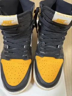 Nike Air Jordan ハイカットスニーカー ブラック/黄色