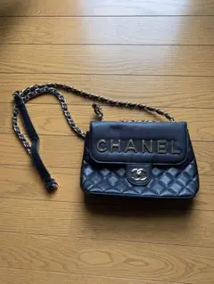 ブラック キルティング ショルダーバッグノーブランド