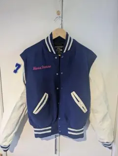 Capital Christian Cougars スタジャン