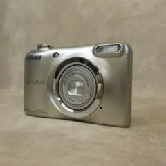 スマホ転送OK】ニコン Nikon COOLPIX A10 単3電池駆動 - メルカリ
