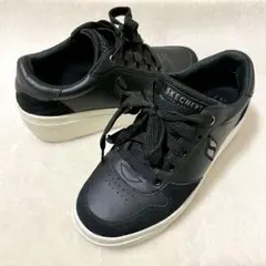 スケッチャーズ　レザースニーカー メモリーフォーム エアクラウド 厚底