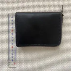 ブラックレザー 二つ折り財布