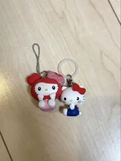 モンチッチxハローキティめじるしアクセサリー twice キティマスコットセット