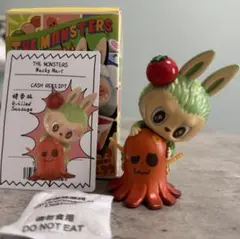 THE MONSTERS WackyMart ラブブ フィギュア ソーセージ