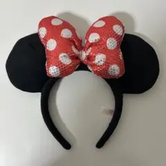 ミニーマウス カチューシャ 赤いリボン