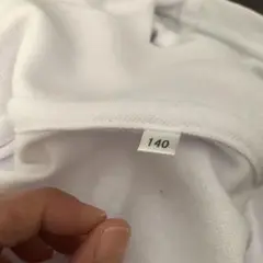 白ポロシャツ 140