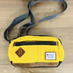 美品　Champion イエロー ショルダーバッグ　サコッシュ　キャンバス