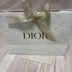 Dior ギフト袋 花柄エンボス加工　ゴールドリボン