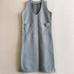 ノースリーブ　ワンピース　Iラインワンピース　Vネック