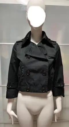 【BURBERRY】黒 ダブルブレストショート丈ジャケット