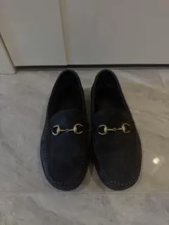GUCCI ホースビット スエード ローファー ブラック