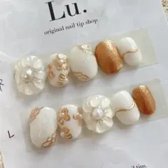 ネイルチップ　サイズオーダー　ミラーフラワー　卒業式　振袖　成人式　袴　ホワイト