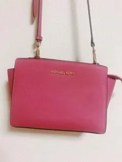 美品　マイケルコース ショルダーバッグ　ピンク