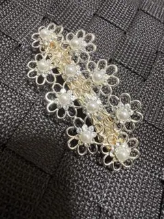 ヘアアクセ 花モチーフ パール バレッタ