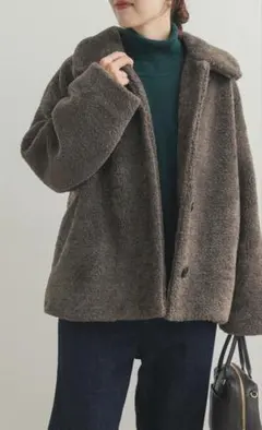 コクーンシルエットボアコート