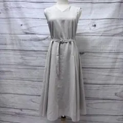 【2024年　美品】ナノユニバース ライトタフタ Vネックベルトワンピース S