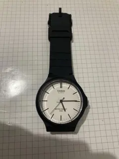 CASIO MW-240アナログ腕時計 ホワイト文字盤 5気圧防水