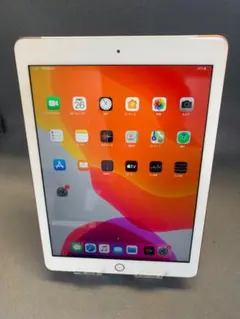 iPad mini 4 16GB docomo + 純正カバー + キーボード - メルカリ