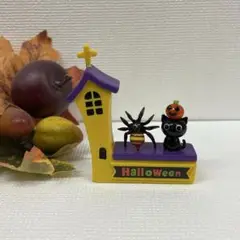 ガラス細工　ハウスで狙われたカボチャ