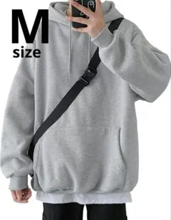 メンズ　パーカー　Ｍ　グレー　裏起毛　裏起毛パーカー　フード付き