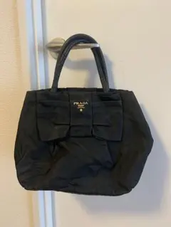 PRADA 黒 リボンバッグ