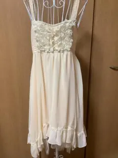 アクシーズファム フラワーモチーフ ノースリーブワンピース