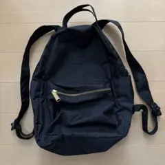 Herschel ブラックリュック ゴールド金具のサムネイル