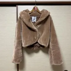 dazzlin ベージュ ショート丈ファーコート