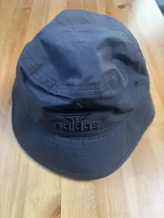 adidas ブラック バケットハット CQ640