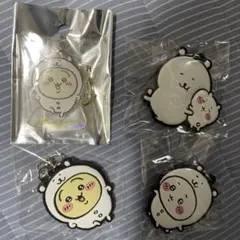 ちいかわ　ナガノマーケット　アクリルキーホルダー　ラバーキーホルダー　うさぎ