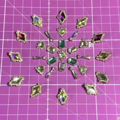 【新品】デコパーツ ビジュー センターパーツ ストーン 30個 まとめ売り