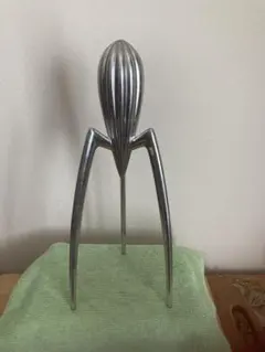 Item thumbnail for item 0c404c3d-a0ae-4d9e-8cd4-f477edd358e6