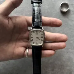 90s Vintage Seiko Lucent タンク ブルーローマン文字盤 - メルカリ