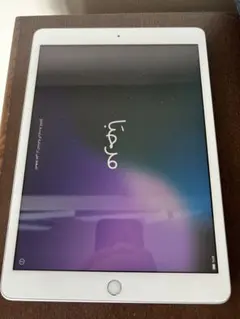 Apple iPad 第8世代　WiFi モデル　シルバー 本体