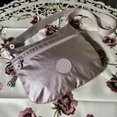 Item thumbnail for item 39607a09-8c3c-4a5a-a733-c1614a0203f7