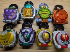 仮面ライダー鎧武　ロックシード 8個