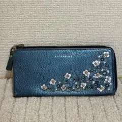 最終値下げ【美品】ANTEPRIMA 長財布 L字ファスナー 花モチーフ レザーのサムネイル